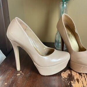 Jessica Simpson Beige Platform Heels